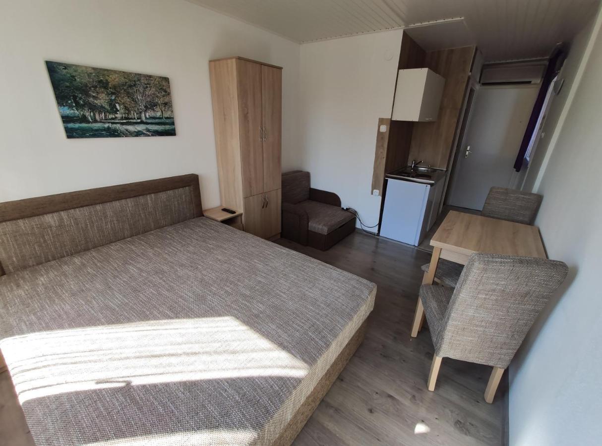 Ozone Apartman Siofok Exterior photo